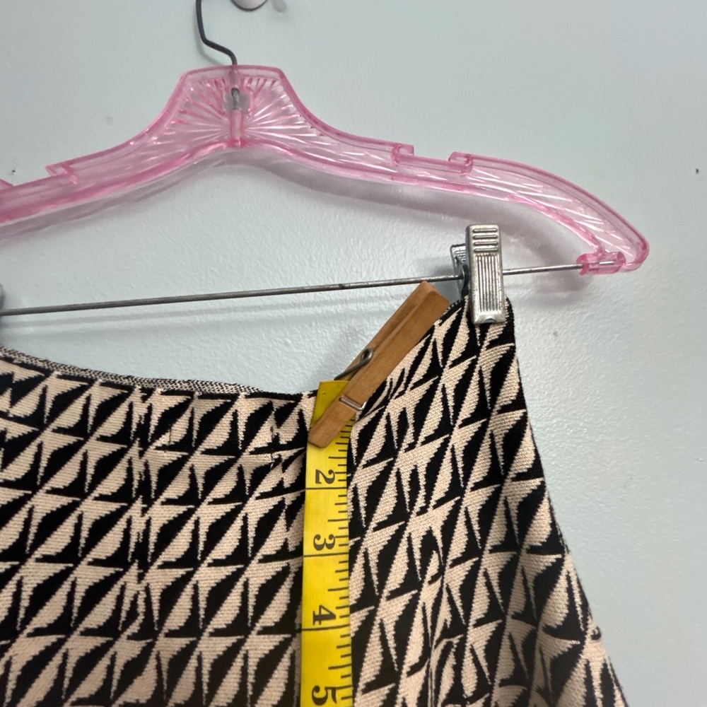 MAX STUDIO SKIRT - Picture 6 of 11